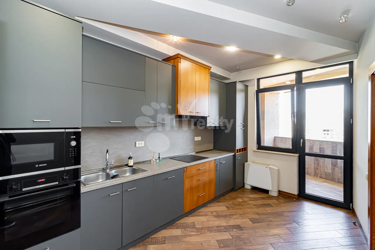 4 bedroom apartment for sale D. Demirchyan St, Center Yerevan, 157282