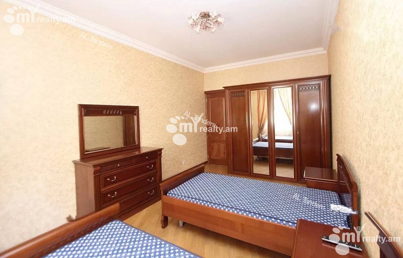 4 bedroom apartment for sale Northern(Hyusisayin)  Ave, Center Yerevan, 139740