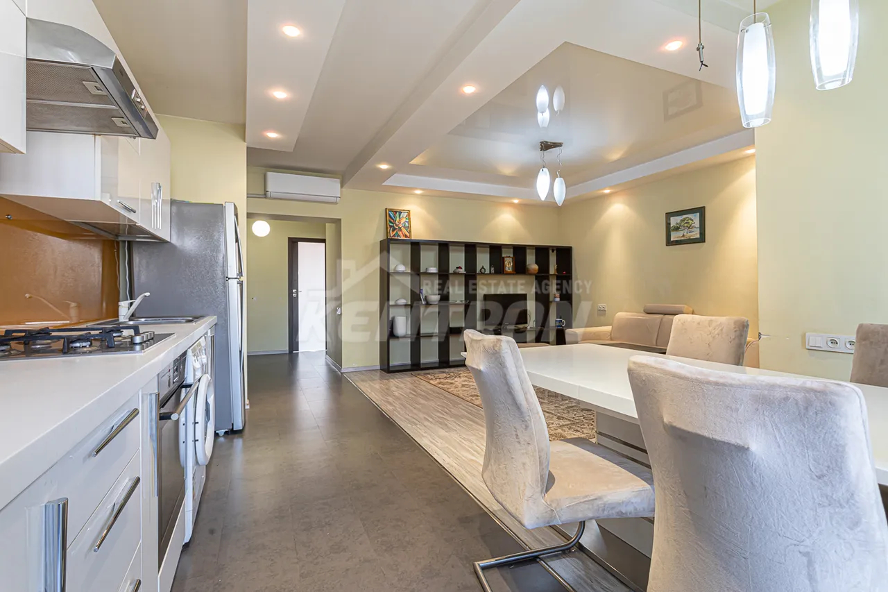 4 bedroom apartment for sale Hakobyan St, Arabkir Yerevan, 158131