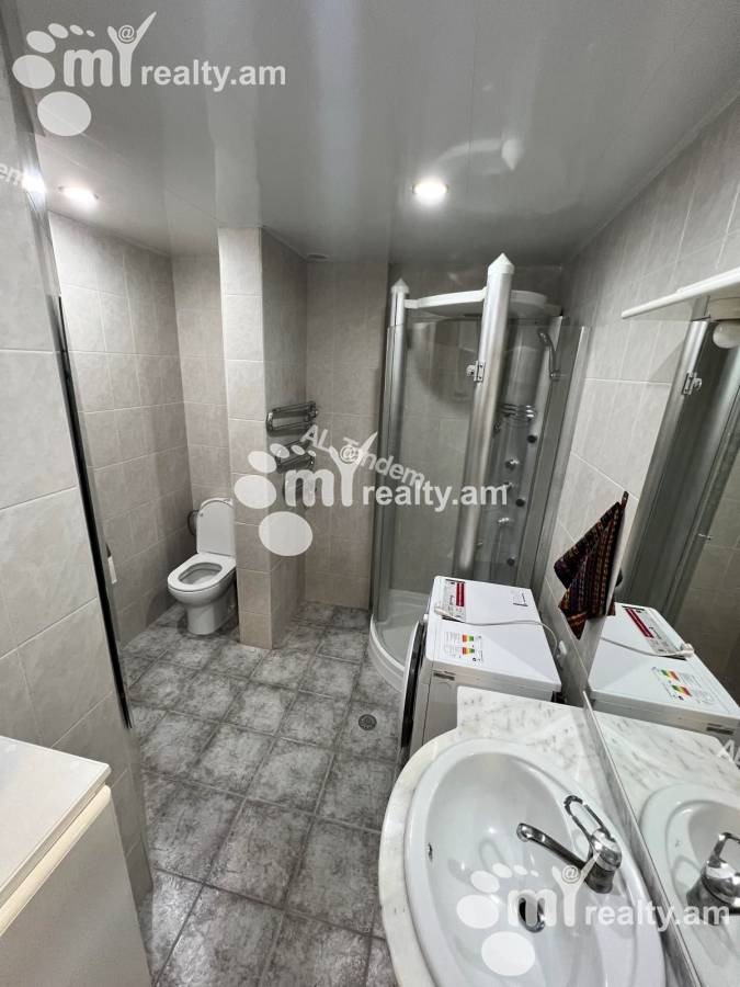 Снять 3 комнатную квартиру Мгер Мкртчян ул, Центр Ереван, 122518