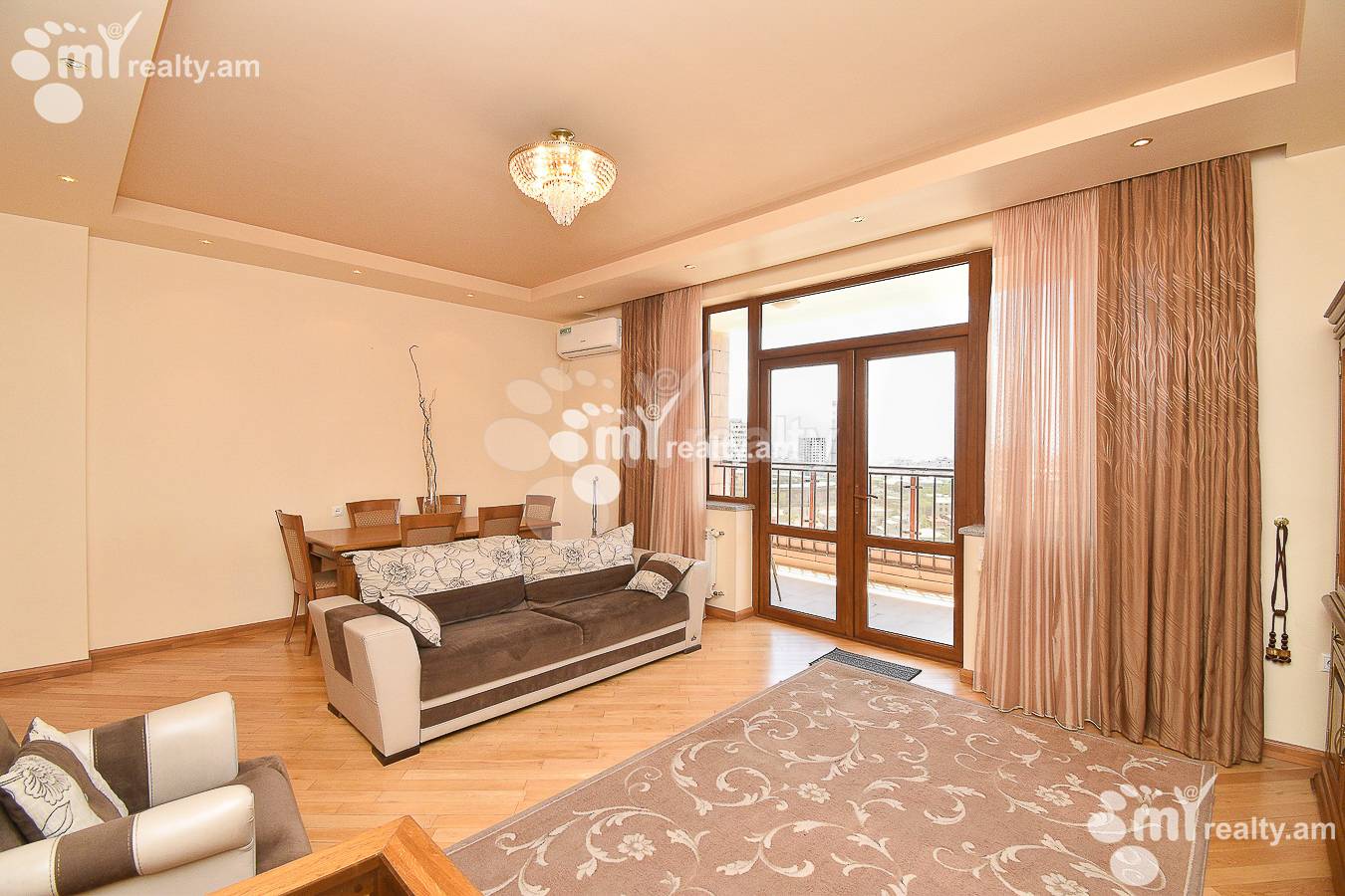 Купить 4 комнатную квартиру Саят-Нова пр, Центр Ереван, 155440