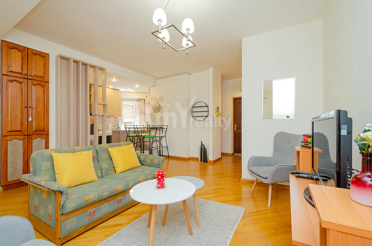 2 bedroom apartment for sale Amiryan St, Center Yerevan, 160857