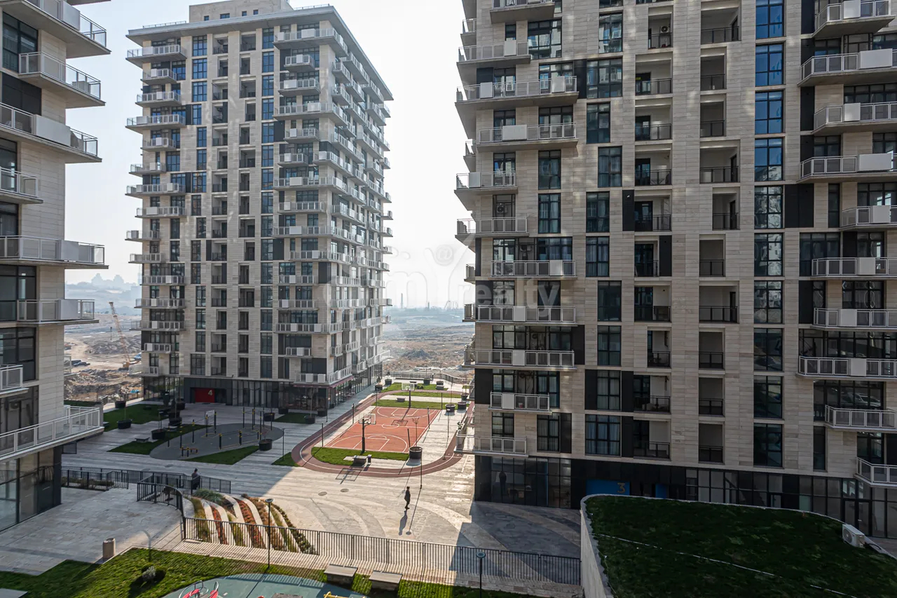 4 bedroom apartment for sale Leningradyan St, Ajapnyak Yerevan, 158334