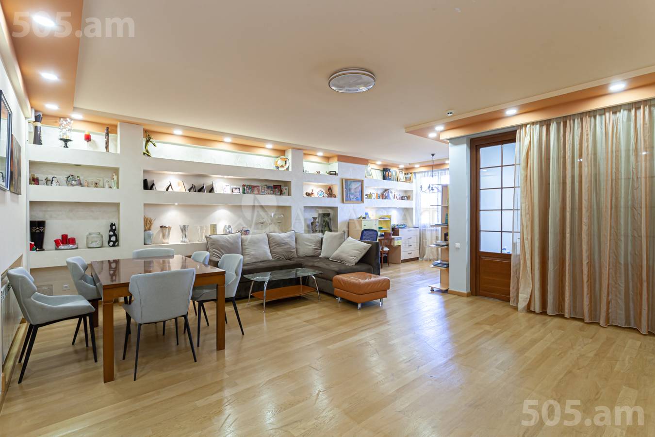 6 սենյականոց բնակարան  Արամի փող նր, Կենտրոն Երևան, 154608