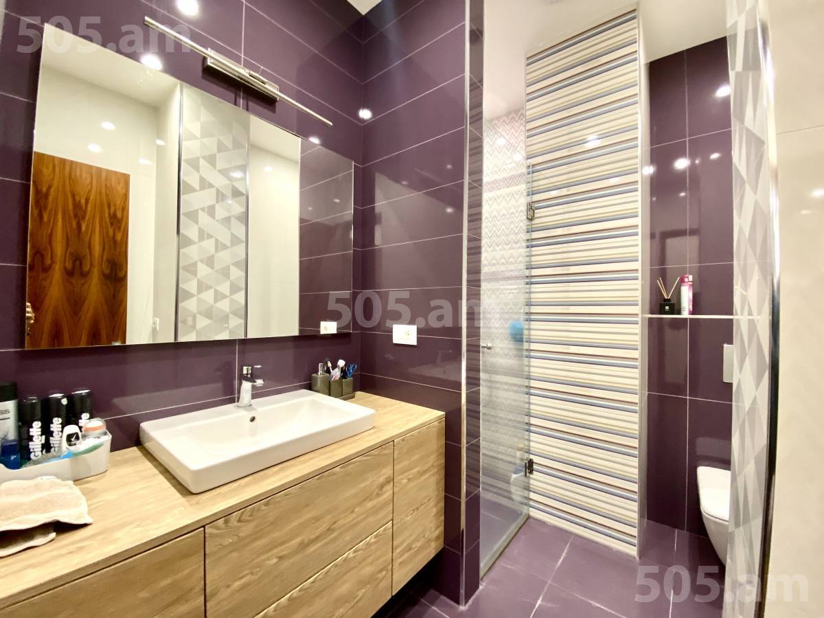 Купить 5 комнатную квартиру Царав Ахбюр ул., Аван Ереван, 116089