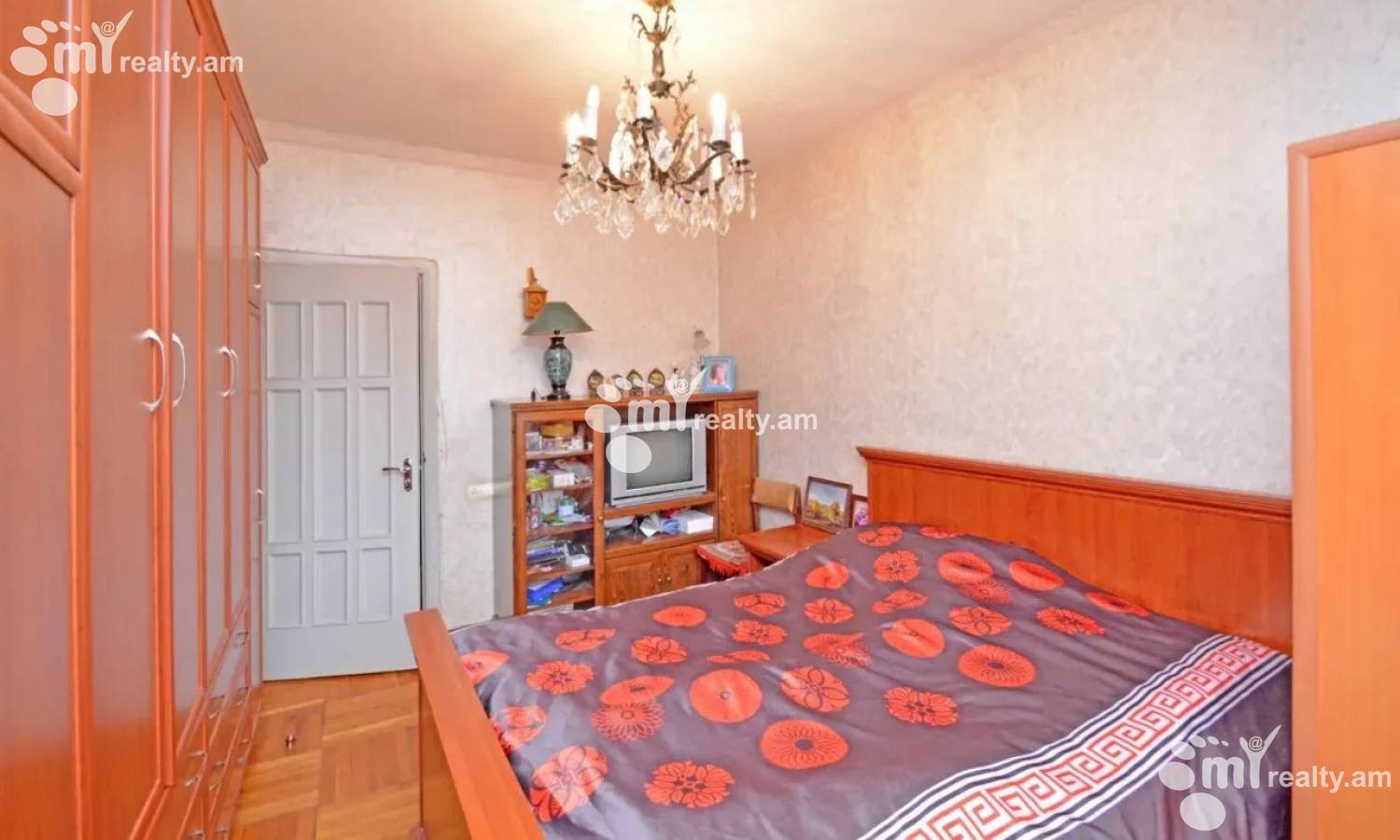 3 bedroom apartment for sale Artsruni St, Arabkir Yerevan, 161212