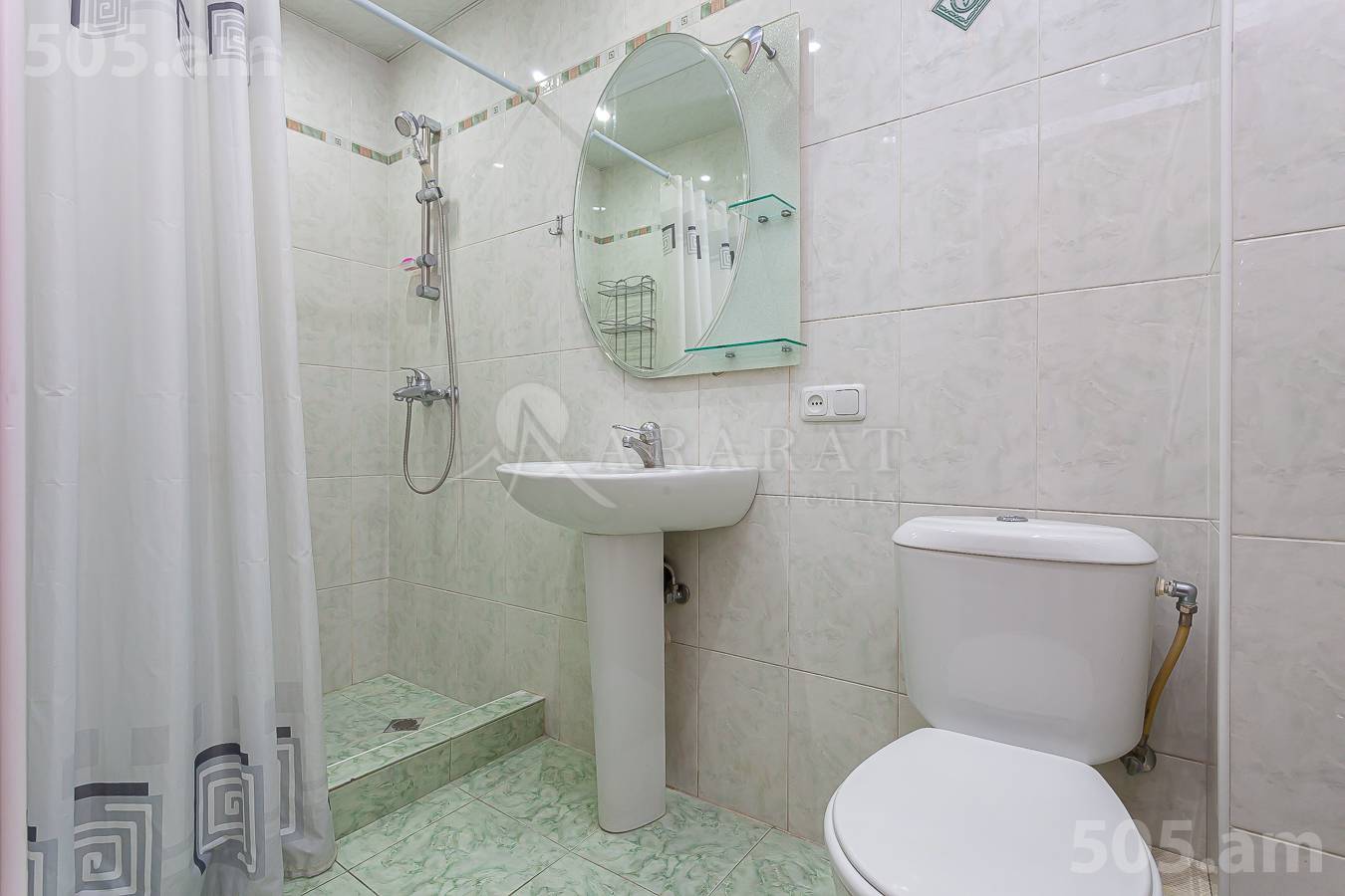 Купить 3 комнатную квартиру Барбюс ул, Арабкир Ереван, 148719