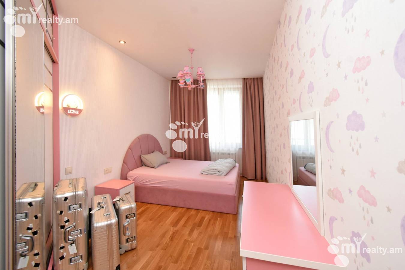 4 bedroom apartment for sale N. Zaryan St, Arabkir Yerevan, 159733