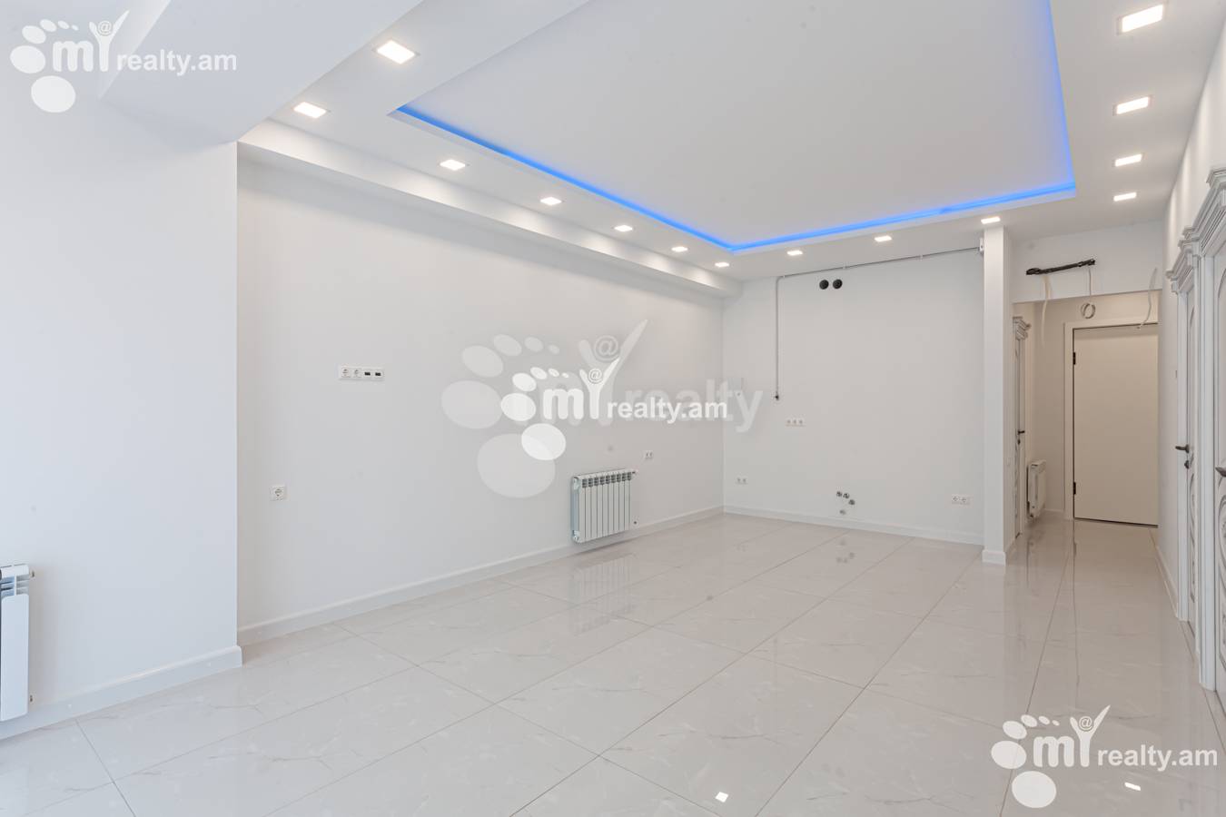 Купить 3 комнатную квартиру Антараин ул Г. Эмина, Центр Ереван, 152074