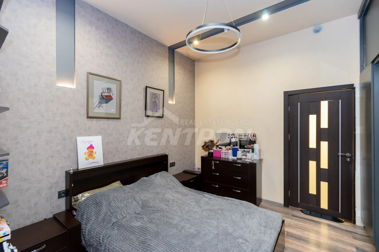 4 սենյականոց բնակարան  Բաղրամյան պող(Կենտրոն), Կենտրոն Երևան, 158736