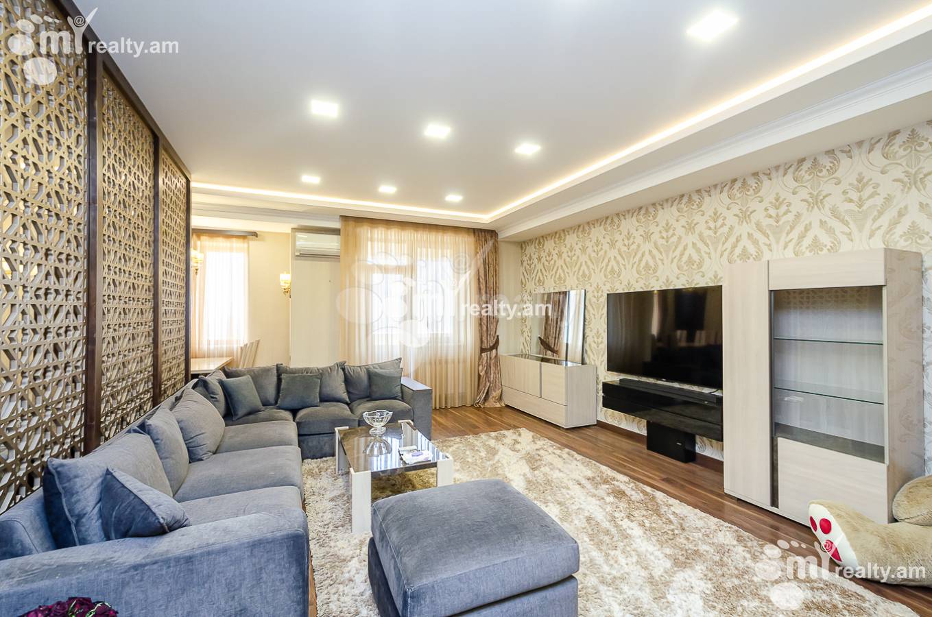 Купить 3 комнатную квартиру Айрик Мурадян улица, Арабкир Ереван, 151288