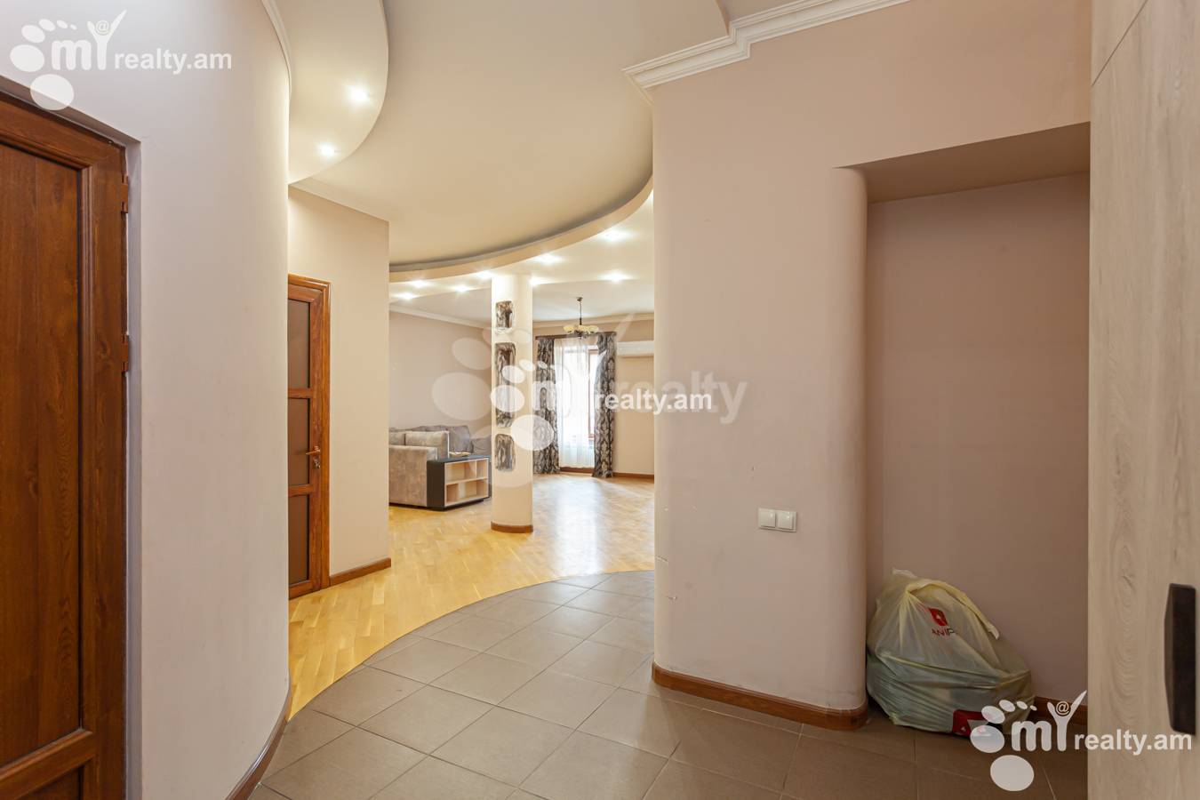 Купить 2 комнатную квартиру Маштоца пр, Центр Ереван, 150719