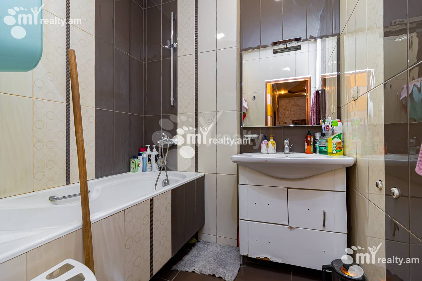 3 bedroom apartment for sale M.Khorenatsi St, Center Yerevan, 152282