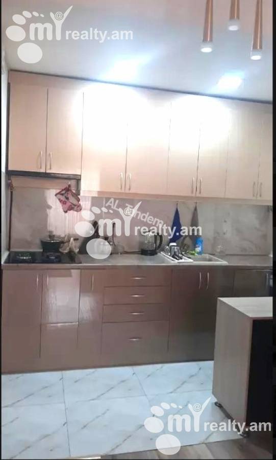 3 bedroom apartment for sale خیابان فوچیک, آچاپنیاک ایروان, 142910