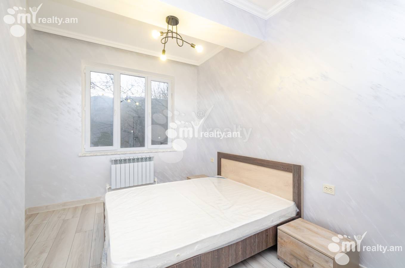 3 սենյականոց բնակարան  Արզումանյան փող, Աջափնյակ Երևան, 152039