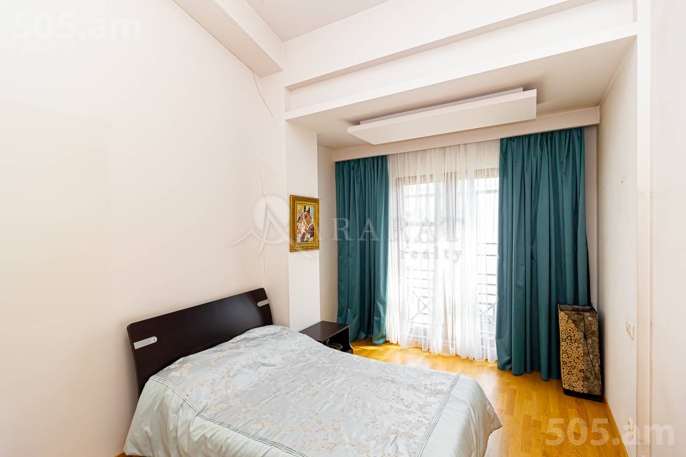 6 սենյականոց բնակարան  Ծարավ Աղբյուրի փող., Ավան Երևան, 152079