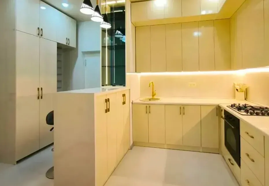 3 սենյականոց բնակարան  Չեխովի փող, Շենգավիթ Երևան, 161183