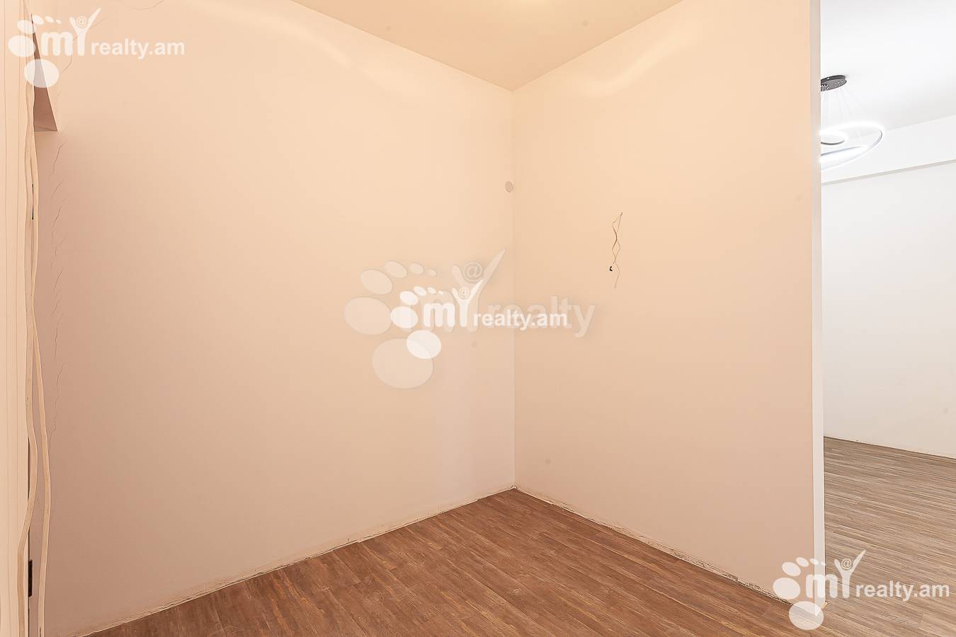 3 bedroom apartment for sale خیابان میکویان, داوتاشِن ایروان, 145368