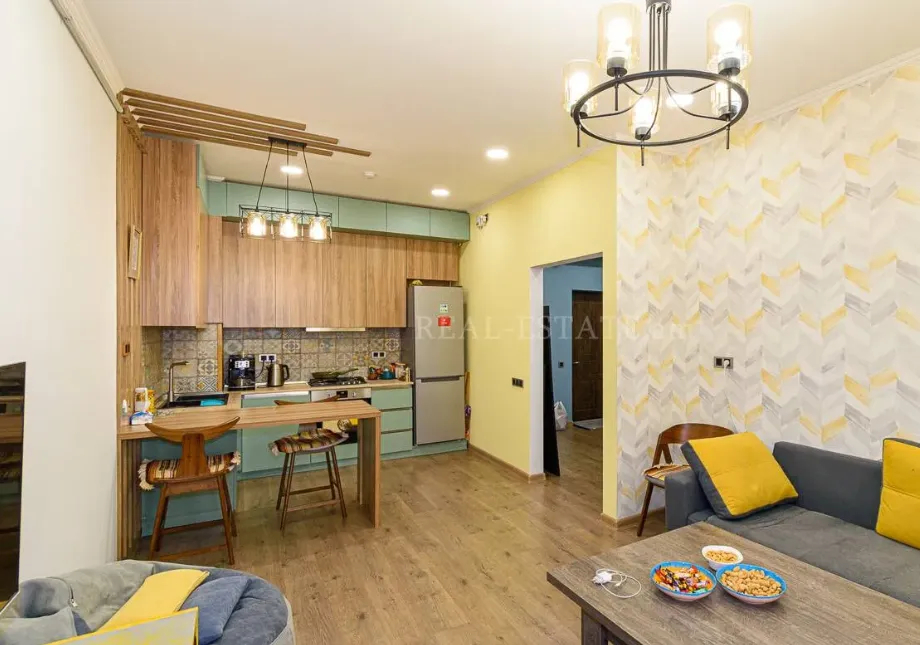 2 bedroom apartment for sale خیابان ن. تیگریانیان بن بست 1, عربگیر ایروان, 159913