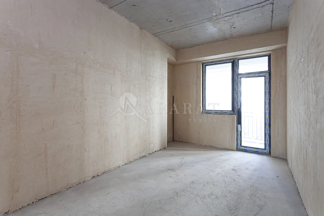 4 bedroom apartment for sale خیابان گِریبودوف, عربگیر ایروان, 161910