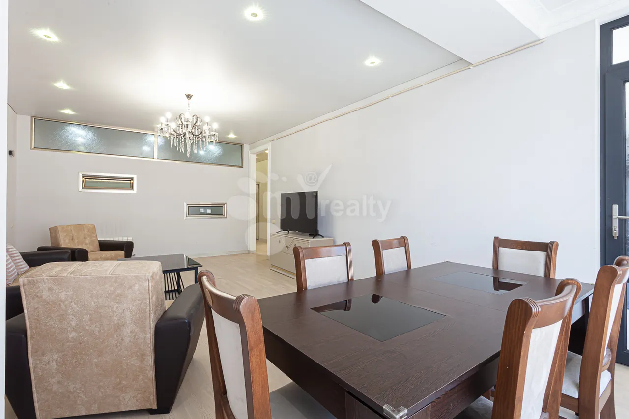 3 bedroom apartment for rent خیابان آرام, مرکز شهر ایروان, 161481