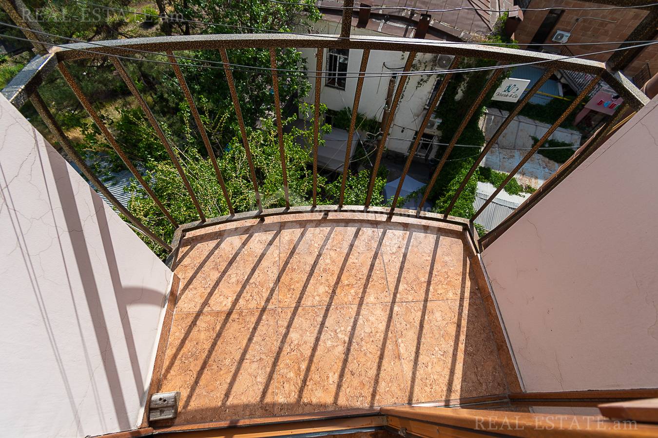 2 սենյականոց բնակարան  Բաղրամյան պող(Կենտրոն), Կենտրոն Երևան, 137670