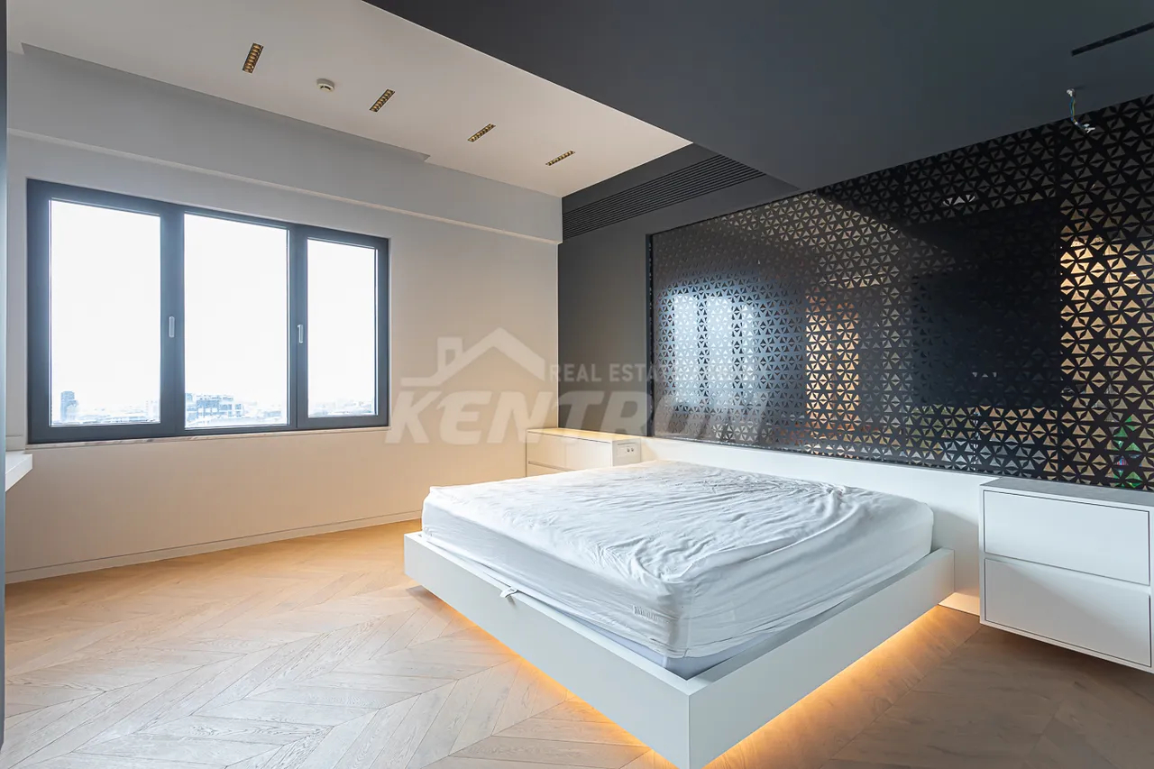 Купить 4 комнатную квартиру Пушкин ул, Центр Ереван, 157580