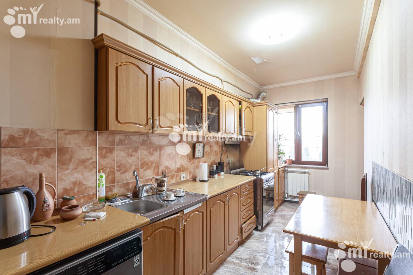 Купить 4 комнатную квартиру Давиташен 2 ой блок, Давташен Ереван, 152413