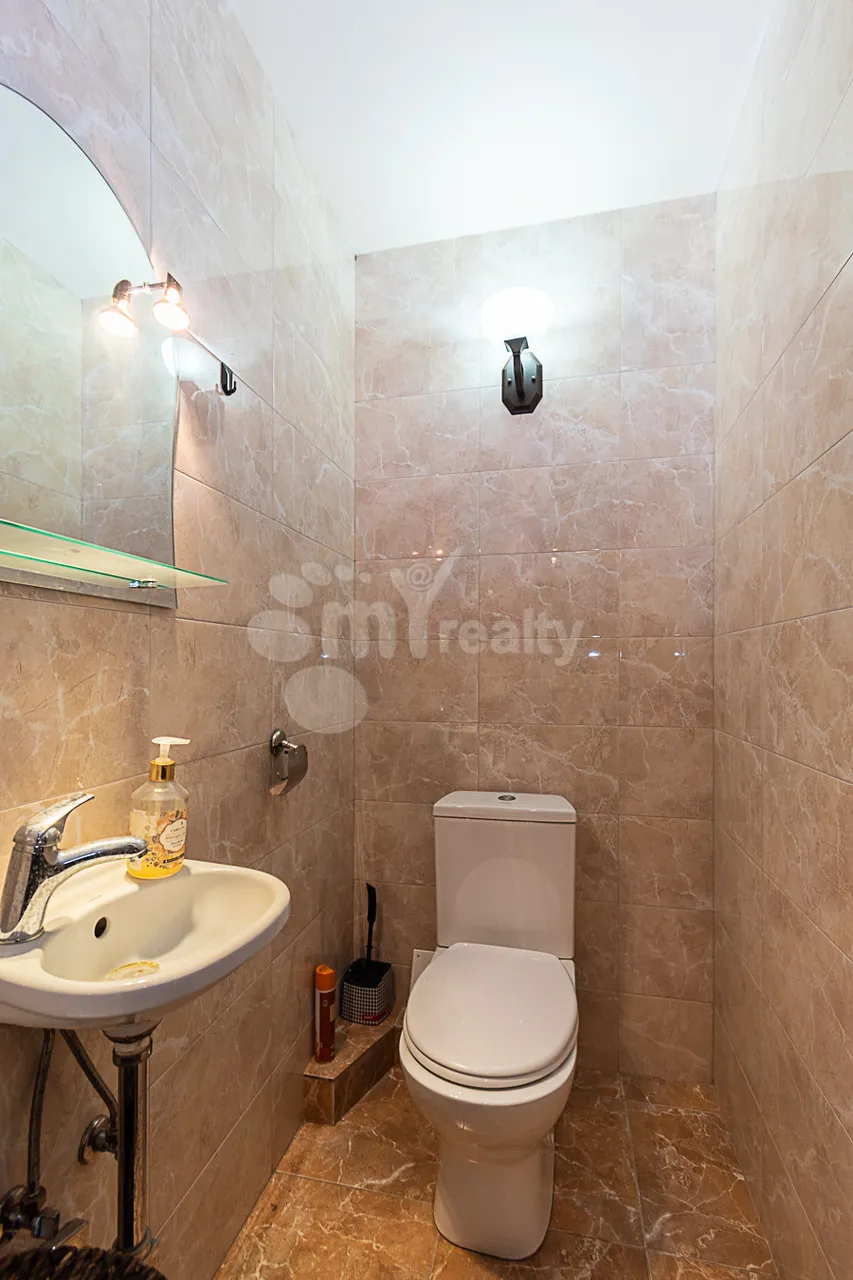 3 bedroom apartment for rent Tsitsernakaberd Highway, Center Yerevan, 159492