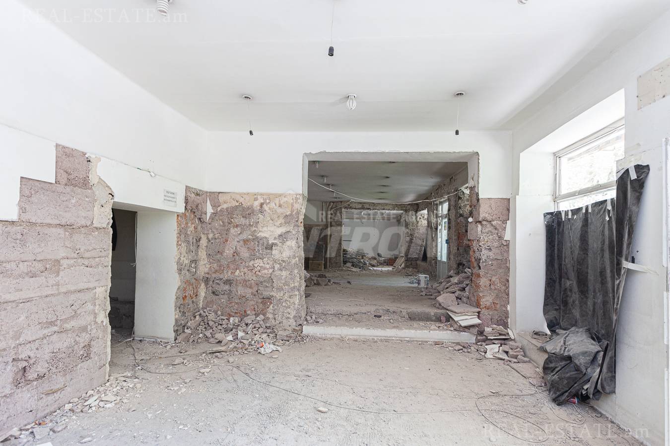 Снять коммерческoе помещение Г.Кочар ул, Арабкир Ереван, 137819