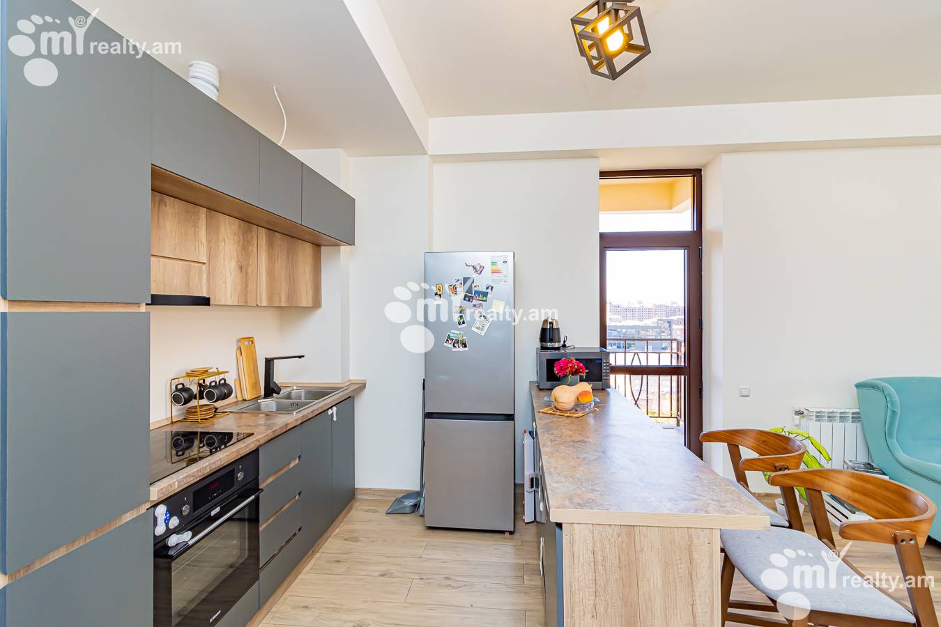 Купить 3 комнатную квартиру Нерсисян ул, Канакер-Зейтун Ереван, 143528