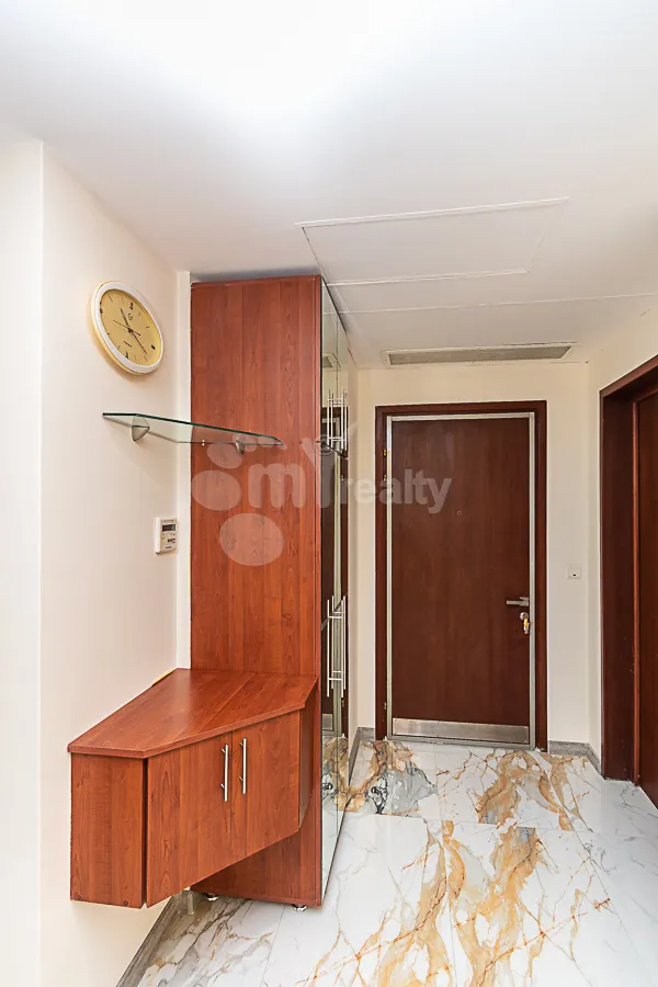 3 bedroom apartment for rent Aram St, Center Yerevan, 162020
