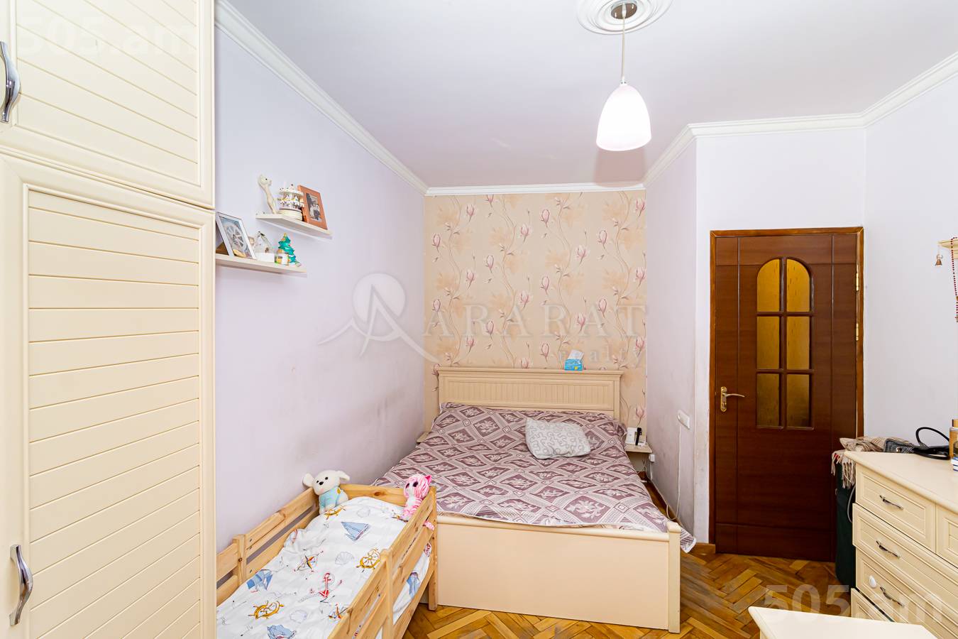 Купить 2 комнатную квартиру Амбардзумян ул, Арабкир Ереван, 154866