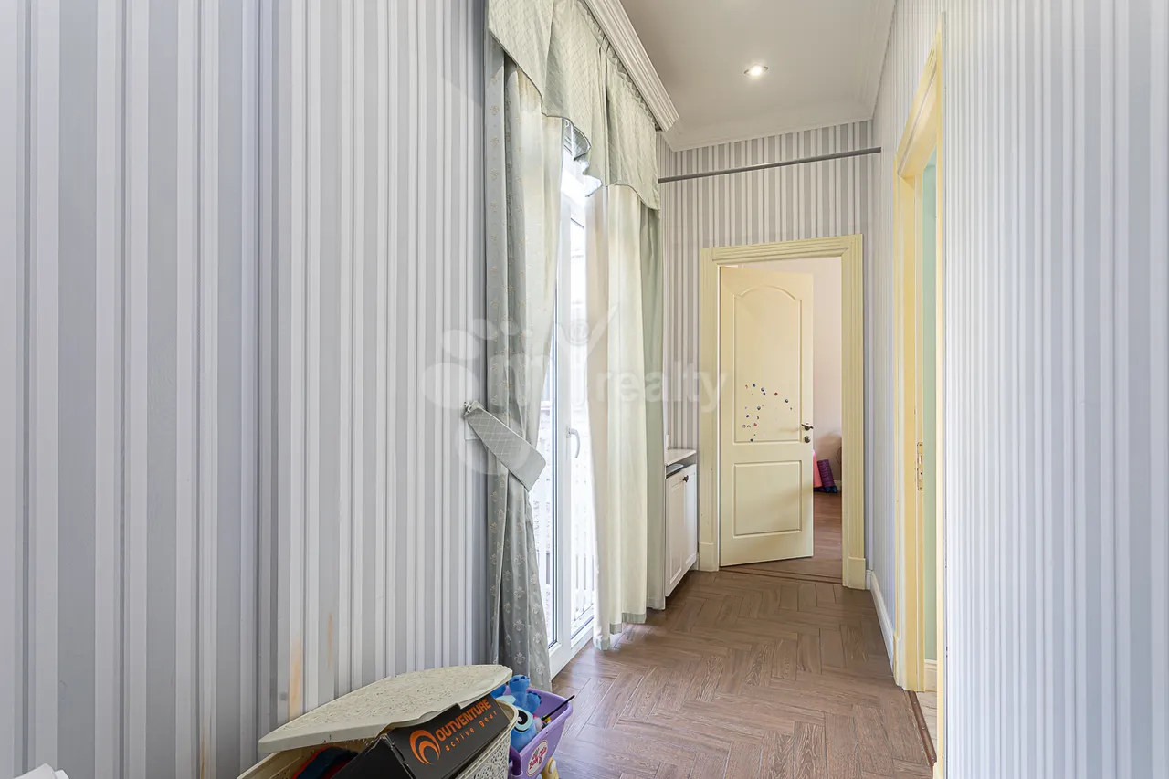 4 bedroom apartment for rent Pushkin St, Center Yerevan, 158795