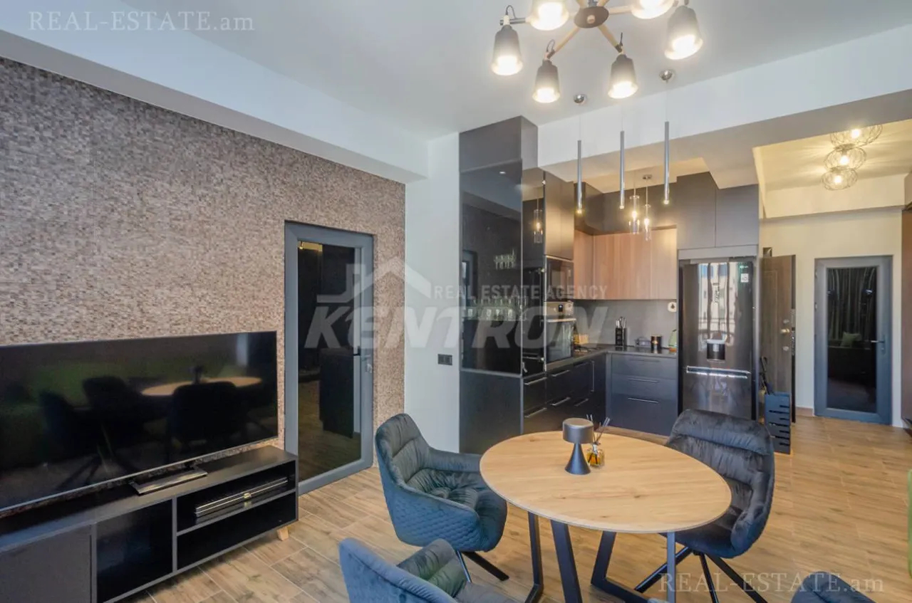 2 bedroom apartment for rent Koghbatsi St, Center Yerevan, 157911