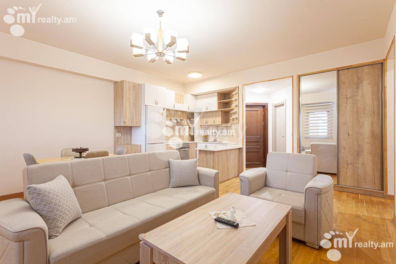 3 bedroom apartment for rent Leo St, Center Yerevan, 155442