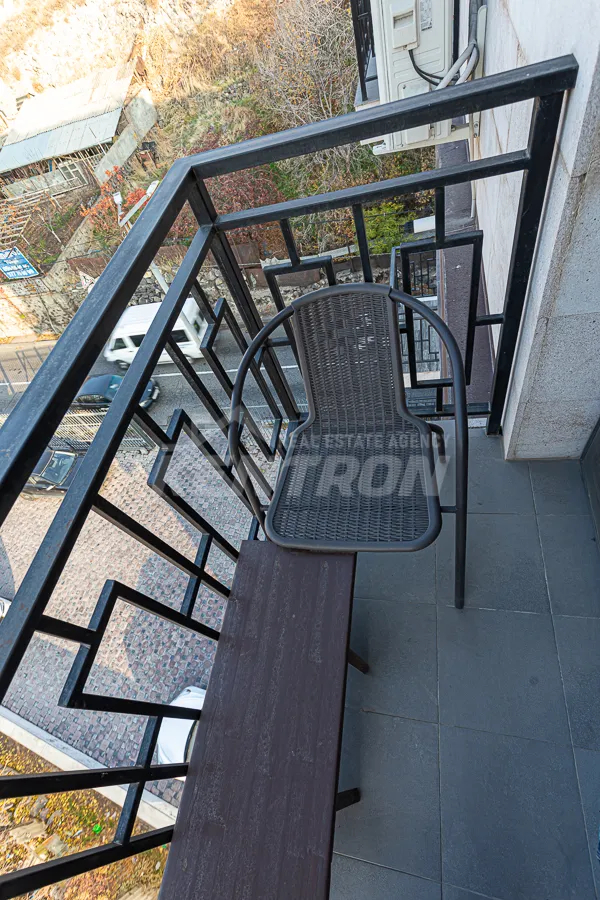 3 bedroom apartment for rent Aygestan 11 St, Center Yerevan, 158107