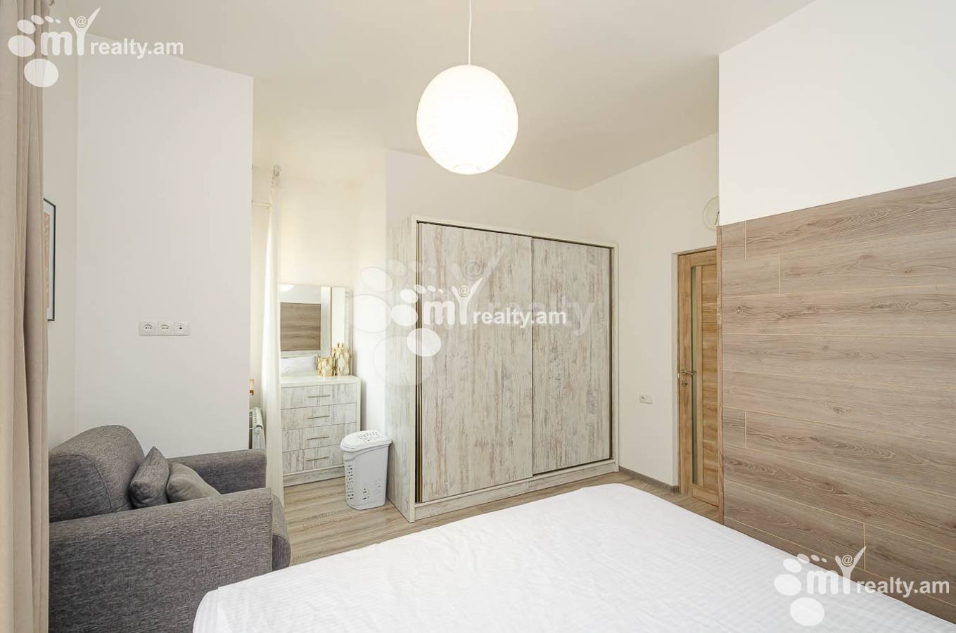 House for sale G 1 dis., Ajapnyak Yerevan, 143604