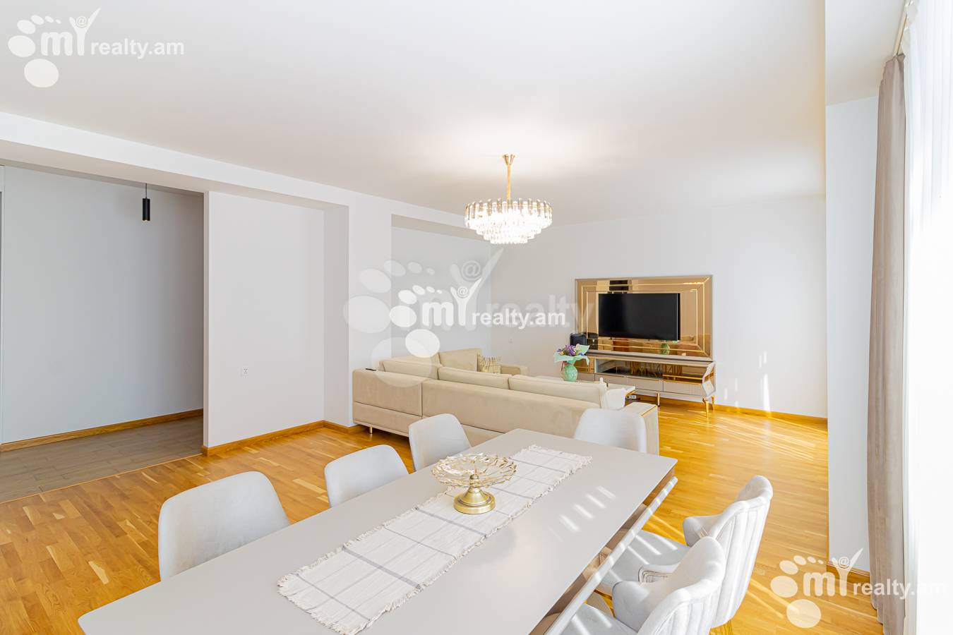 4 bedroom apartment for sale Sevak St, Kanaqer-Zeytun Yerevan, 138726