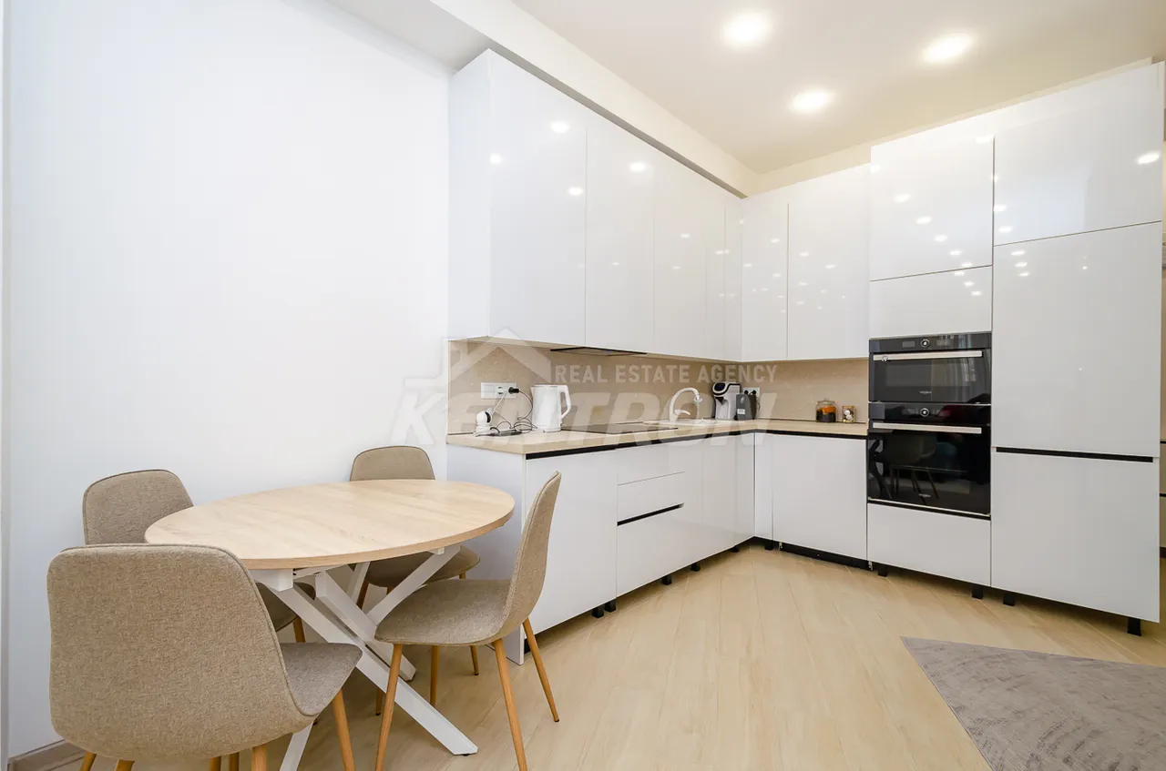 3 bedroom apartment for sale Adonts St, Arabkir Yerevan, 157862