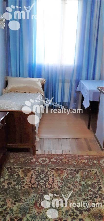 3 սենյականոց բնակարան վարձով Մաշտոցի պող, Կենտրոն Երևան, 124462