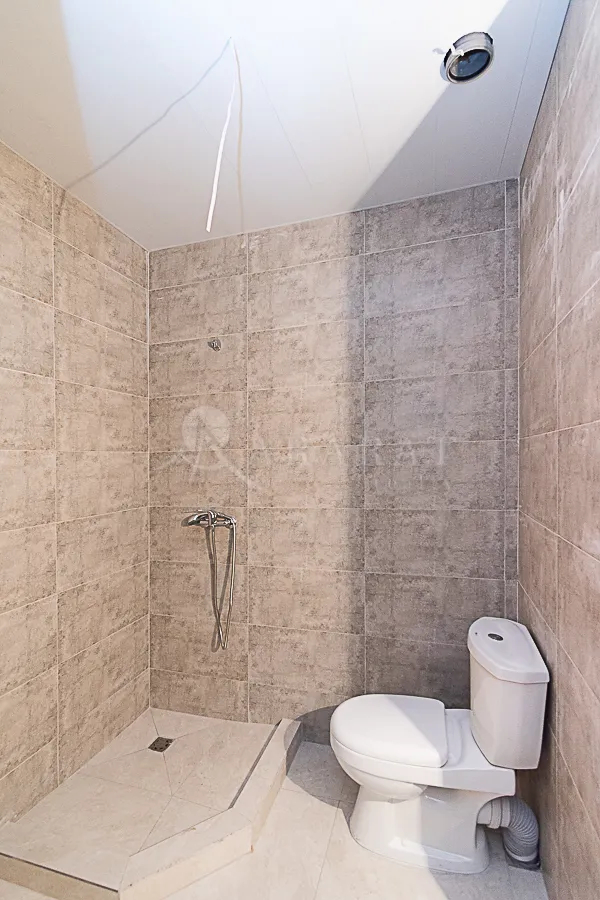 2 bedroom apartment for sale خیابان آدونس, عربگیر ایروان, 159663