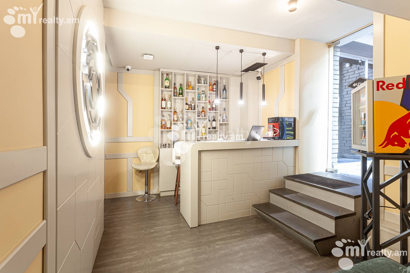 Կոմերցիոն տարածք  Չարենցի փող, Կենտրոն Երևան, 156915