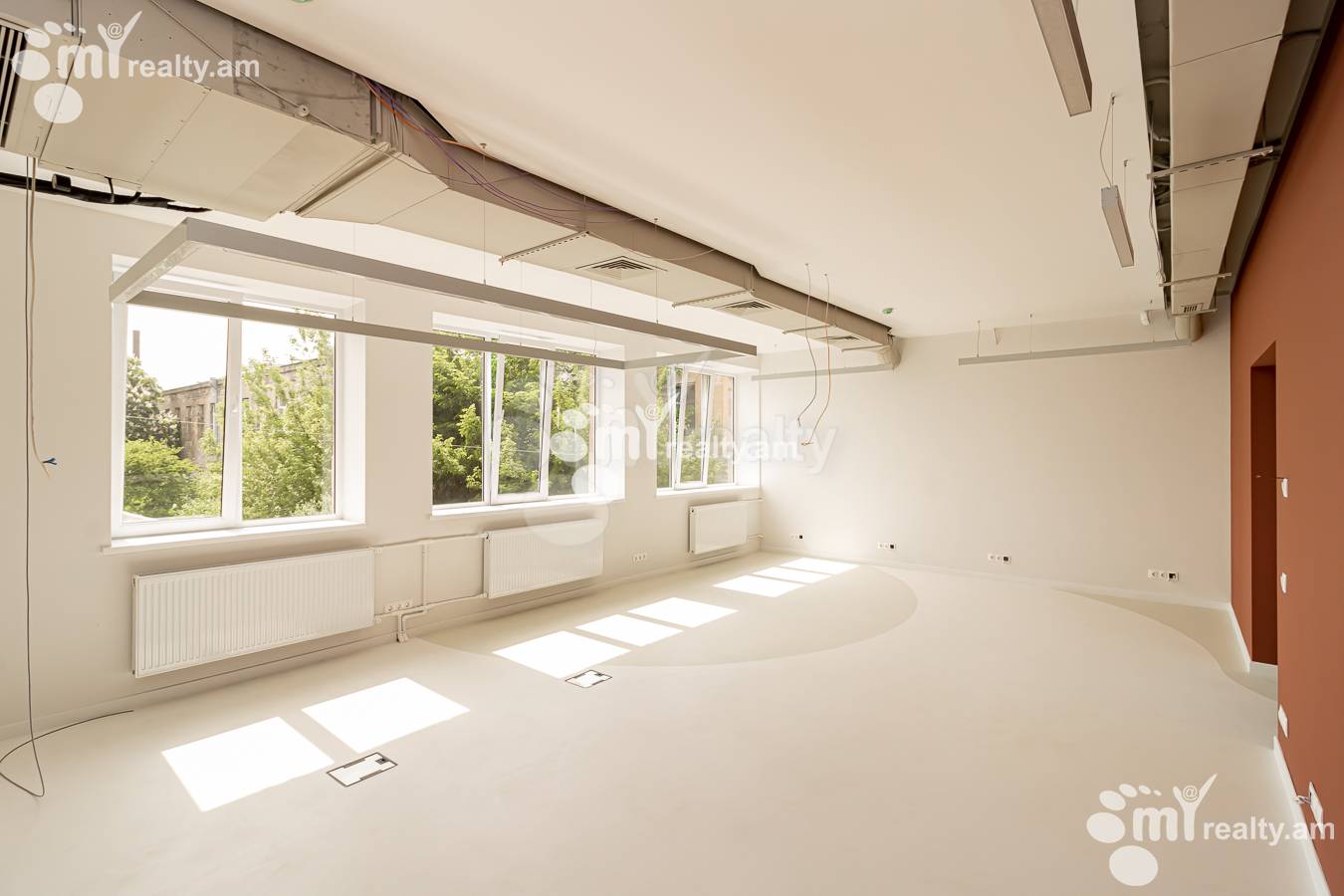Снять коммерческoе помещение З. Саркаваг ул., Канакер-Зейтун Ереван, 148866