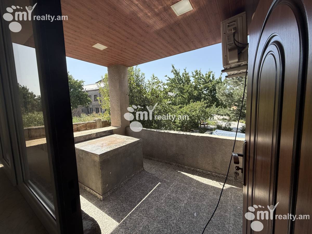 House for sale خیابان 1 نوراگاویت, شِنگاویت ایروان, 156398