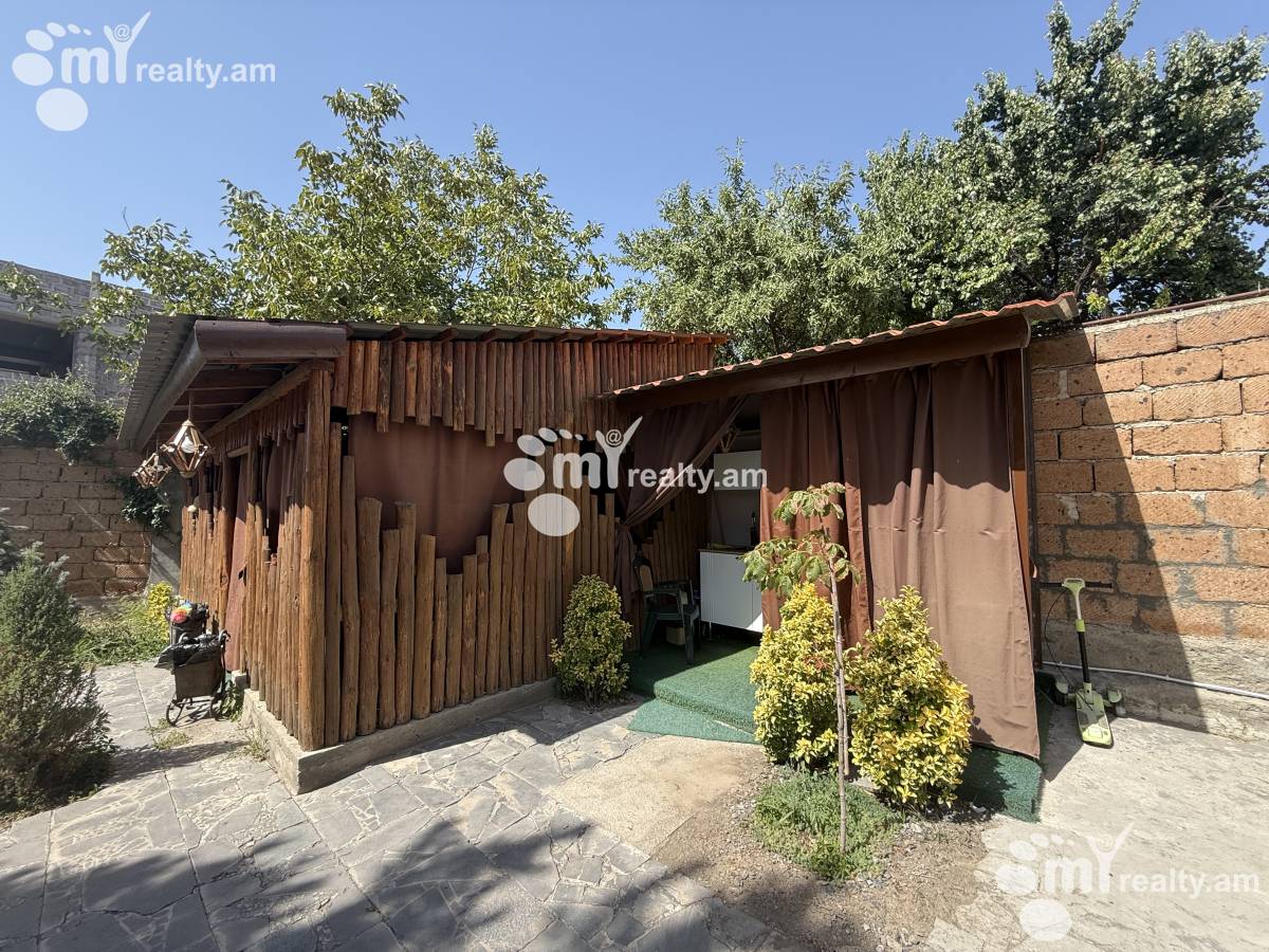 House for sale خیابان 1 نوراگاویت, شِنگاویت ایروان, 156398