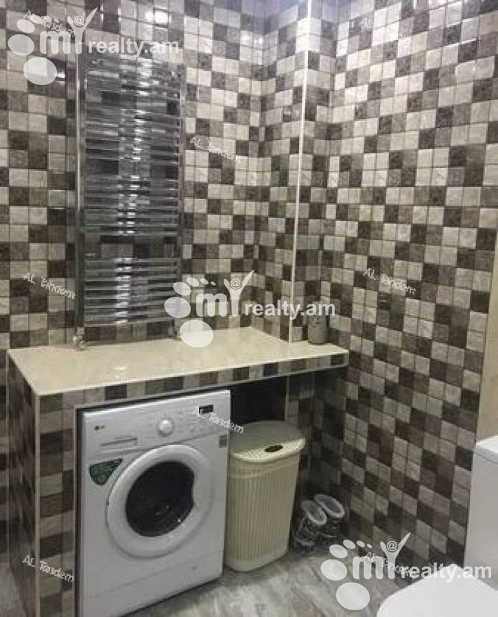 3 սենյականոց բնակարան  ՆարԴոսի փող, Կենտրոն Երևան, 128493