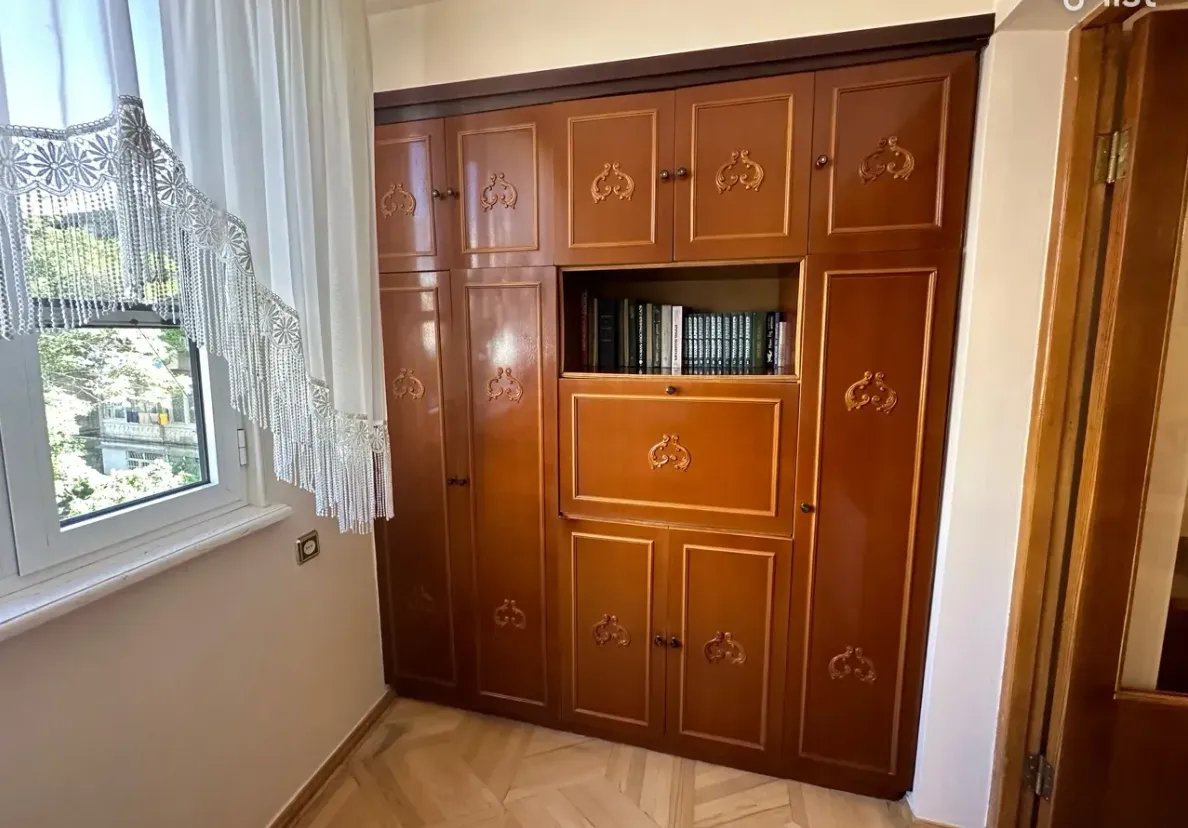 4 bedroom apartment for sale خیابان آزاتوتیان, عربگیر ایروان, 161824