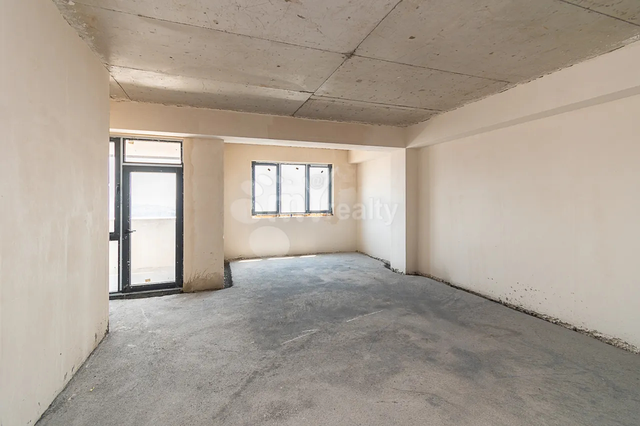 4 bedroom apartment for sale Aghbyur Serob St, Arabkir Yerevan, 161175