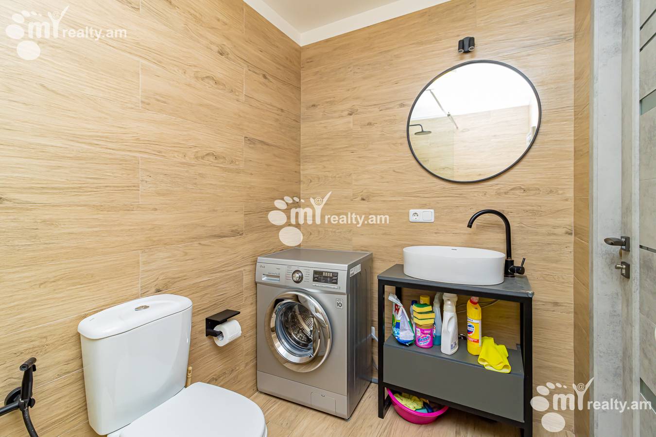 Купить 3 комнатную квартиру Нерсисян ул, Канакер-Зейтун Ереван, 143528